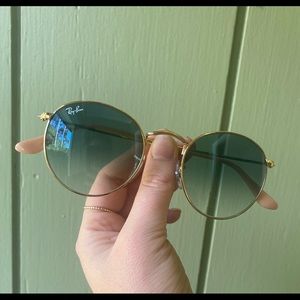 Ray Ban sunnies